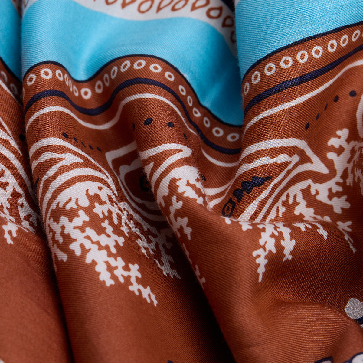 INOUI SQUARE 100 NEPTUNE GOLDEN BROWN - 100 x 100 cm - 63% cotton 37% silk carre or square scarf, hemmed edges