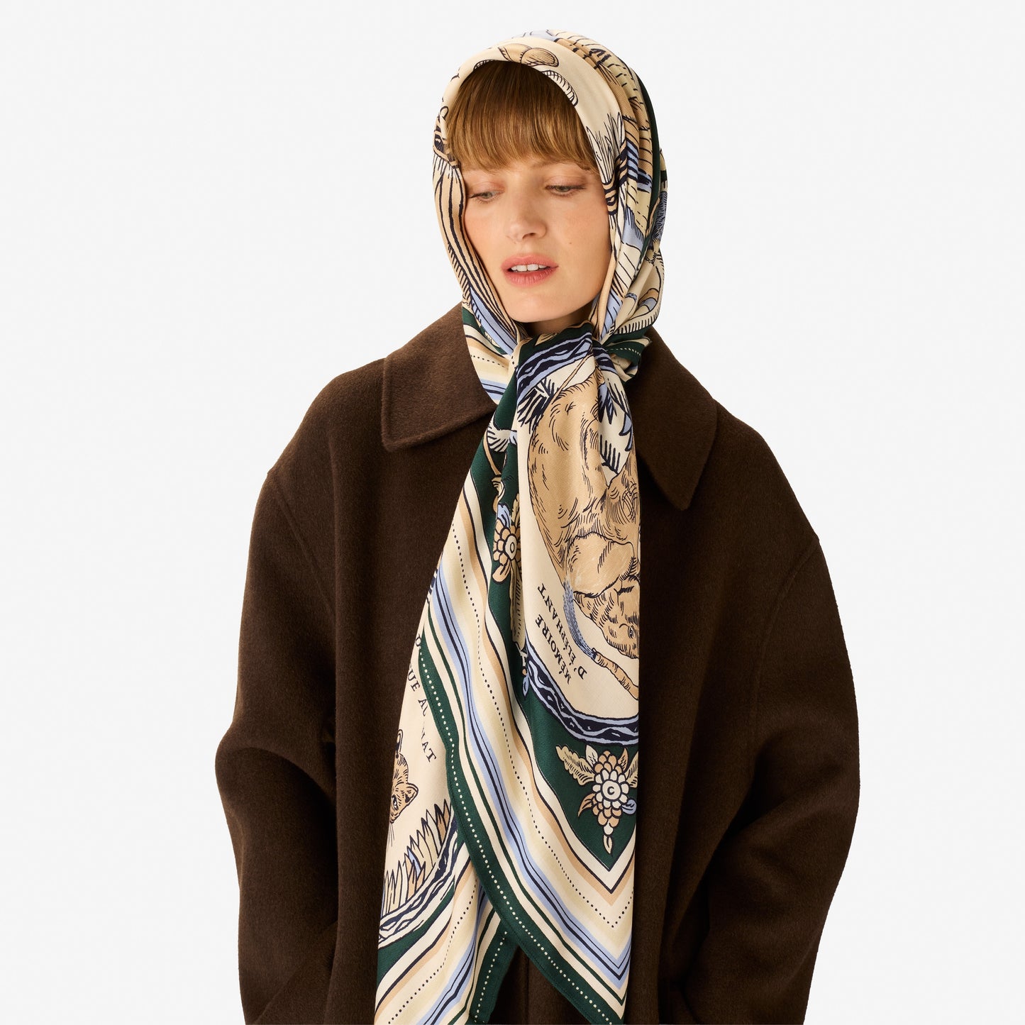 Inoui Editions -  Chance Inoui square scarf in Green