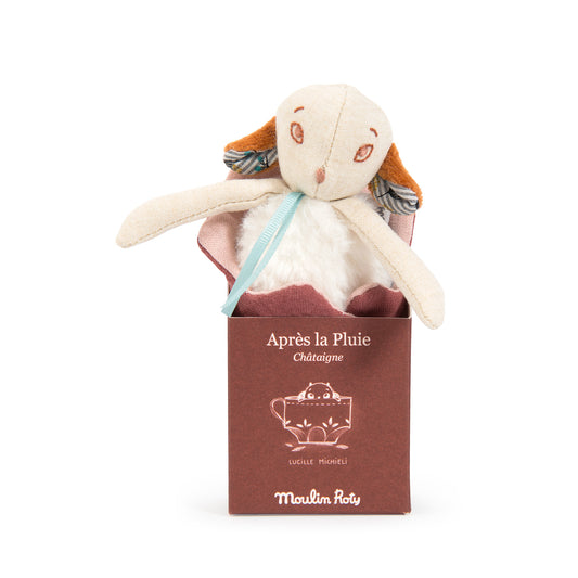 Apres la Pluie - Chataigne the Little Sheep