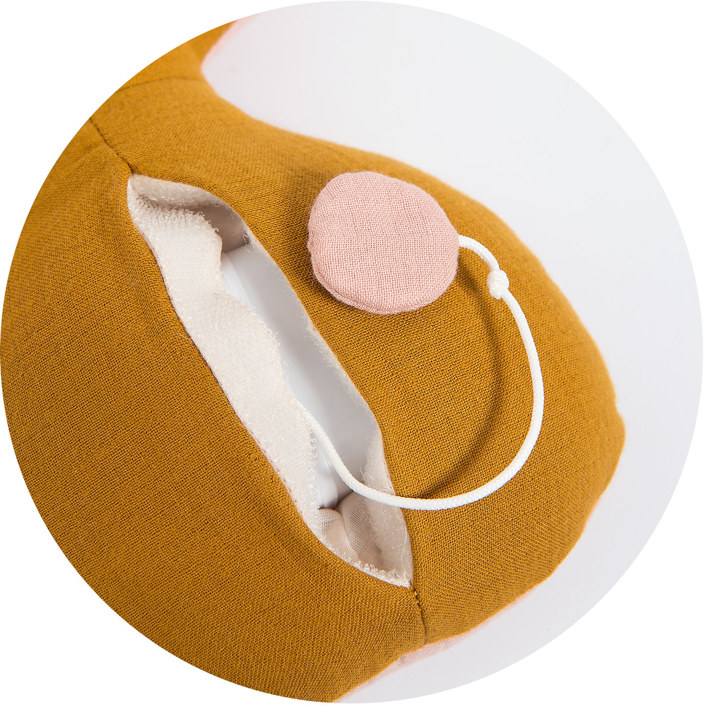 Apres la Pluie - Musical Cushion