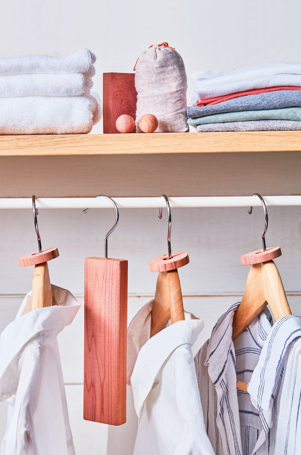 Red Cedar Blocks with Hook