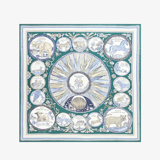 Inoui Editions -  Chance Inoui square scarf in Green