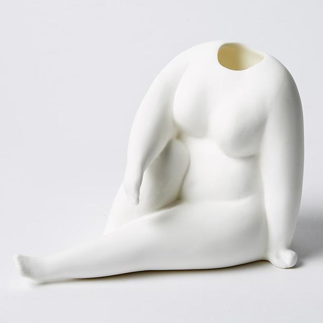 Recline Vase - White